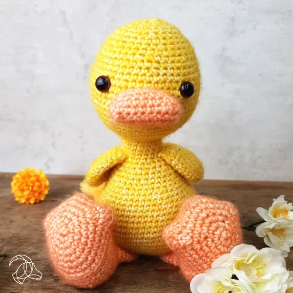 Hardicraft DIY Crochet Kit Abby Duck