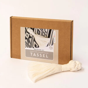 Bergin & Bath Plant Tassel Macrame Kit